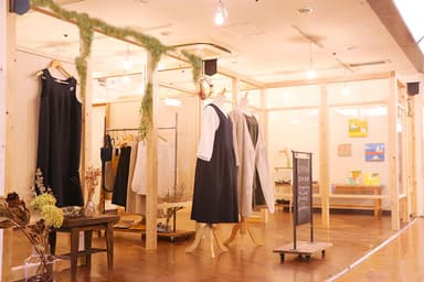 「神戸湊川Atelier Otonari」