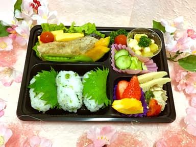 「富沢ケアセンターそよ風」 免疫力UP弁当(一例)