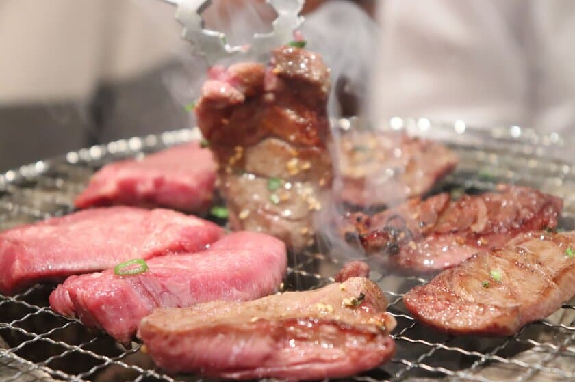 10,000円相当の焼肉コースを常に6,000円でご提供！
「焼肉　牛の涎」中野北口に7月15日(水)グランドオープン