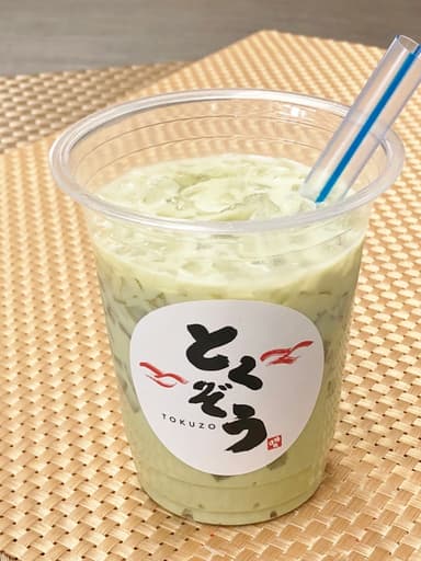 伊豆名産ぐり茶使用　タピトコぐり抹茶ラテ