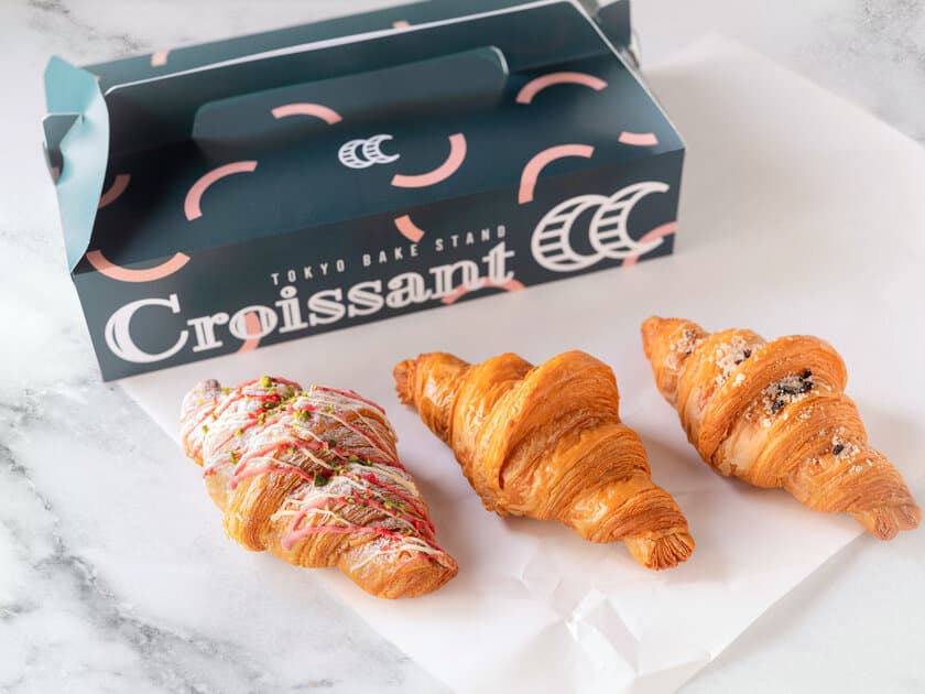 プレミアムクロワッサンとコーヒーのスペシャリティショップ
「Curly's Croissant TOKYO BAKE STAND」
グランスタ東京地下1階に8月3日(月)オープン！