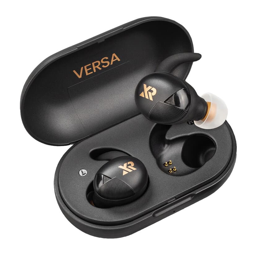 “付け心地”特化したワイヤレスイヤホン「VERSA」を8月6日発売
　クラウドファンディングで大ブレイク