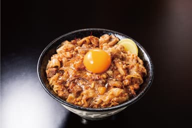 ごってり“肉汁油”すた丼　850円(税込)