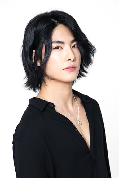 PARK HA／パク ハ　1998.5.21生まれ　179cm、B型