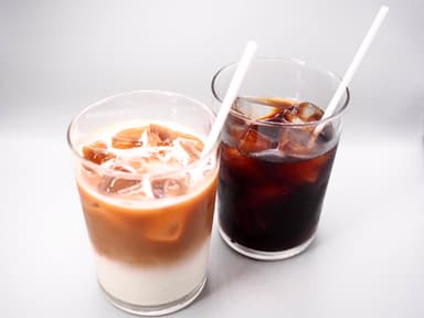 アイスカフェラテとコールドブリューコーヒーも人気です