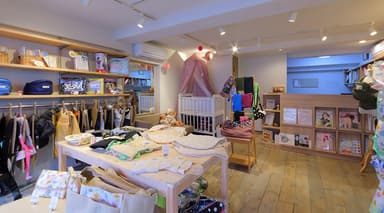 LUCKY BABY STORE JIYUGAOKA