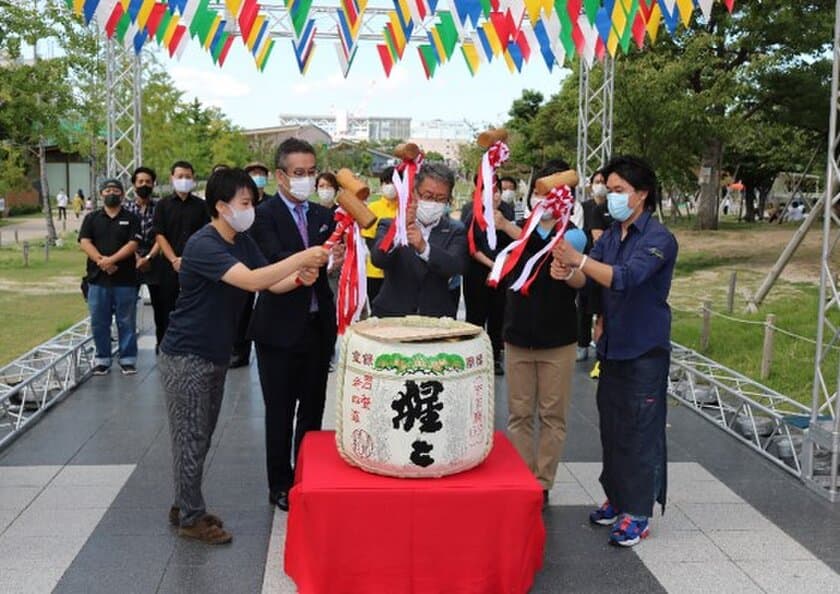 天王寺公園エントランスエリア「てんしば」
オープンから５年間の累計入園者数が
約２,１２０万人となりました