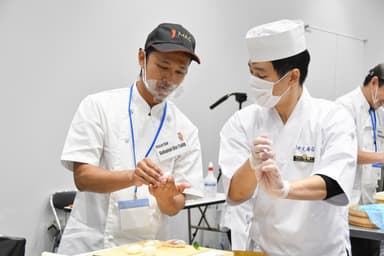 International Sushi Workshopでの実技講習の様子