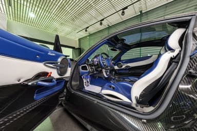 PAGANI Huayra Roadster_8