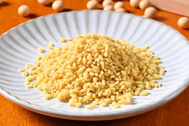 まるでお米のような見た目の「大豆米」