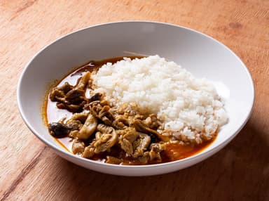 ヤマトポークと十津川ぶなしめじのココナッツカレー