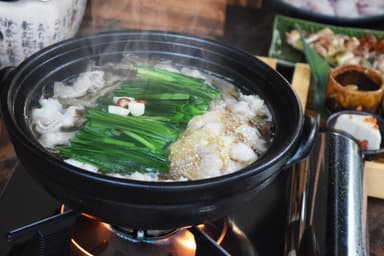 蕎麦屋の白モツ鍋