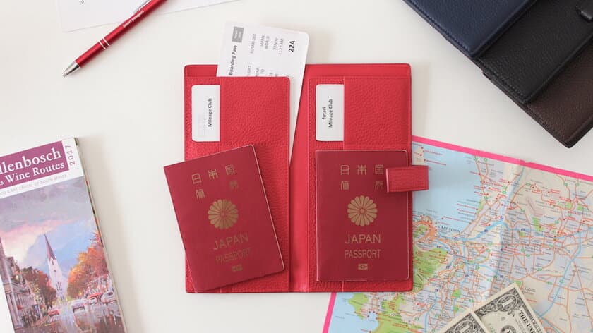 クリスマス・結婚記念日のプレゼントに！
思いを馳せるパスポートケース「futari passport」
～ ふたりの旅を楽しみに ～
クラウドファンディングを12/20まで受付