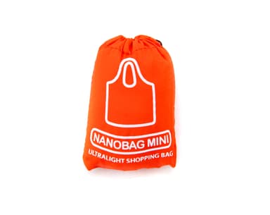 赤いNANOBAG