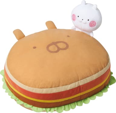 B賞：うさまる もぐもぐバーガークッション