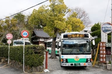 本年の三輪恵比須神社へ輸送の様子