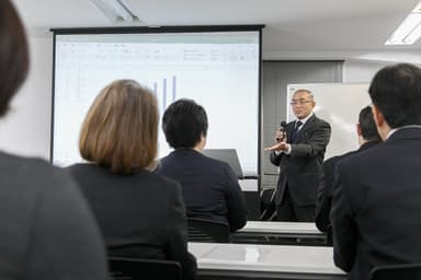 今回はオンライン開催です