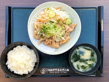 生姜焼き定食