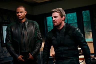 ARROW and all pre-existing characters and elements TM and (C) DC Comics. ARROW series and all related new characters and elements TM and (C) Warner Bros. Entertainment Inc.  All Rights Reserved.