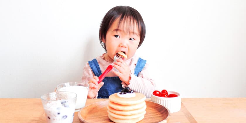 子どもに安心「はじめてのおいしさホットケーキミックス」を
2021年3月25日より発売　～からだにやさしい味わい～