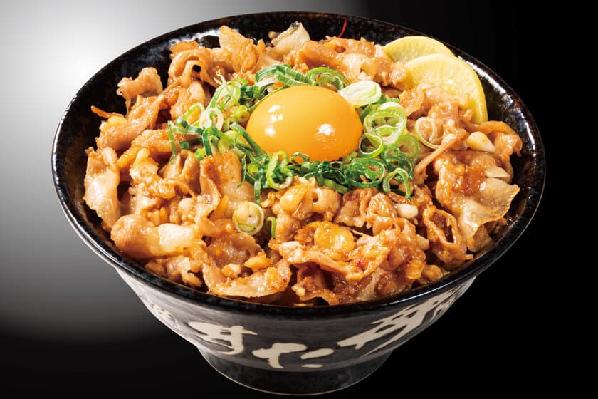 背脂とにんにくのガッツリ丼で新生活のスタートダッシュ！
4月1日全国のすた丼屋で『背脂にんにくクラッシュすた丼』発売　
独自の調理法でこってりながらも食べやすい『すたみな燃料』丼