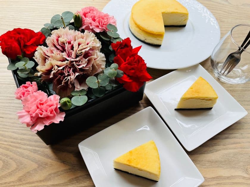 【GoldenCheese】×【花のモナミ】埼玉発！
花とニューヨークチーズケーキのコラボレーション　
2021年4月22日(木)より販売開始