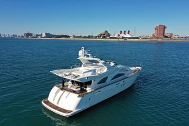 AZIMUT80外観2