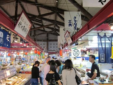 「萩しーまーと」店内