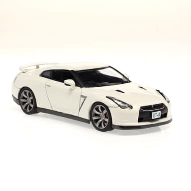 F43-156 ニッサン GT-R R35 2008 ホワイト 3&#44;850円 6月発売予定 メーカー許諾申請中