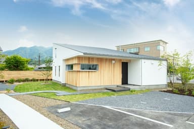 パッシブデザインによる都市型平屋住宅