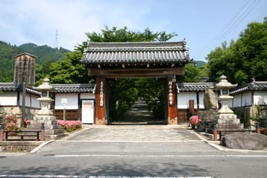 西教寺