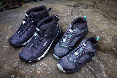 『TARGHEE EXP MID “SP” WP』と『TERRADORA II MID “SP” WP』