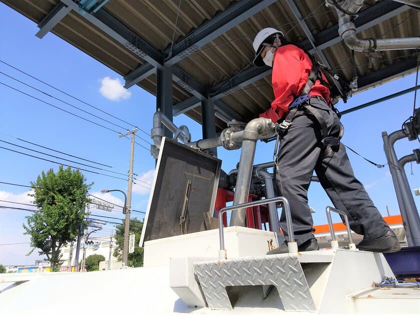 東北エリアで農家を営む方が悩む、農閑期の収入減問題を解消！
「冬期限定：住み込み採用＠東京」の事前エントリーを
8月1日より開始！