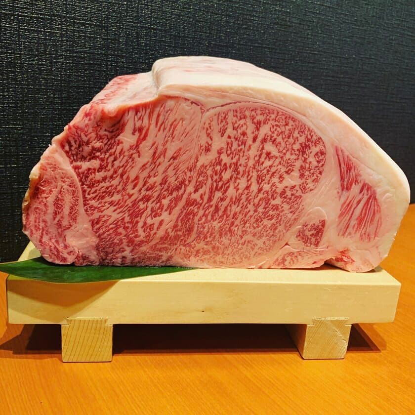 大好評“肉”食べ放題！東京・水道橋の焼肉ストーリーで
「A5A4松阪牛＆仙台牛食べ放題」期間限定 10月24日まで販売