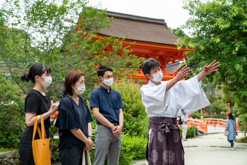 京都の寺社をじっくり拝観できるプライベートツアー
『大人の自由研究』を京都ブライトンホテルより販売開始