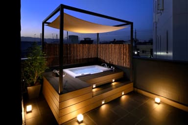 贅沢な時間を過ごせるSky bath