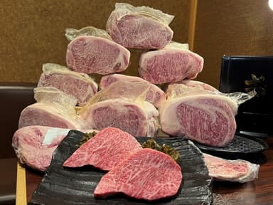 肉の独自ルートには自信があり