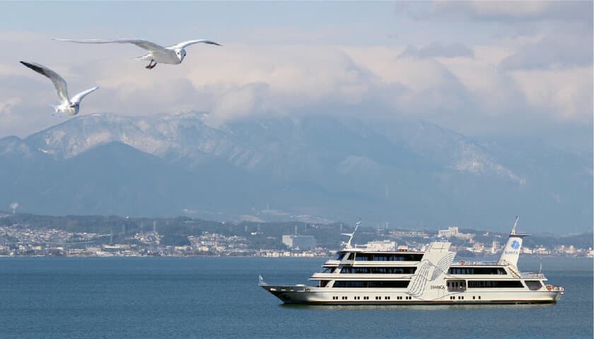 ～ びわ湖クルーズ2021-2022 ～
12月6日（月）より冬期ダイヤにて運航を開始！