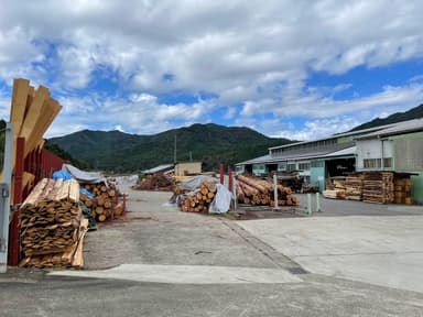 作っている工場　株式会社トーホー