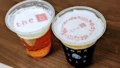 ホテルのロビーラウンジには好きな写真や画像をカフェアートにできるマシンが常設。ビールの泡にも絵が描けます！