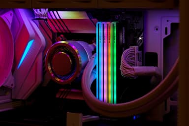 KLEVV CRAS XR RGB_2