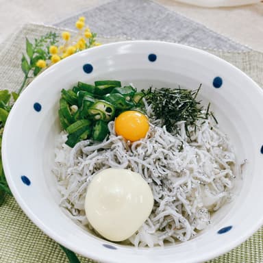 しらす丼　出汁マヨ添え