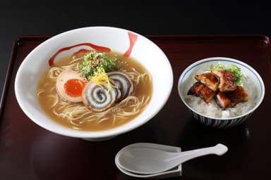 極みうなそば ミニまぶし丼セット 店内用