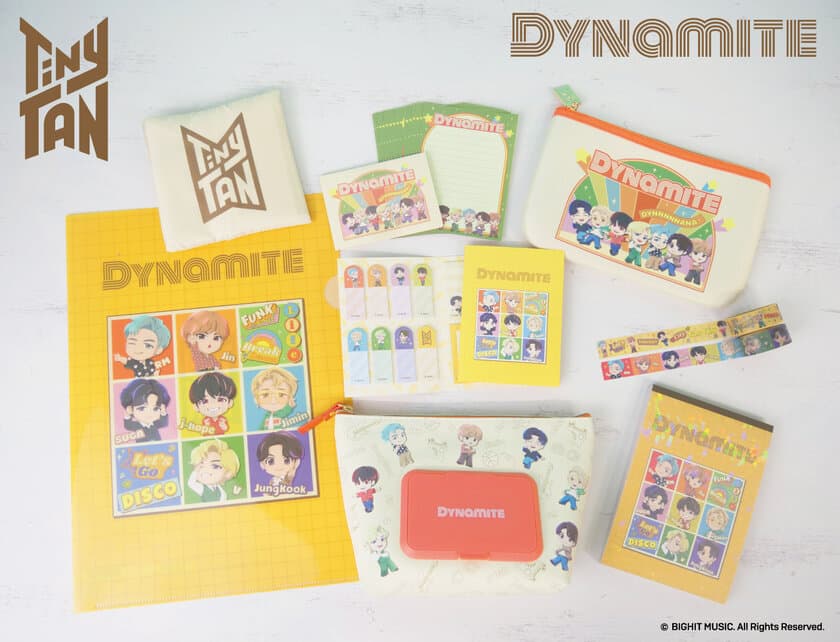 大ヒット曲「Dynamite」をモチーフにした『TinyTAN』から
文具＆雑貨シリーズを2022年3月・5月に順次発売　
～メモ・ポーチ・エコバッグなど、全14種～