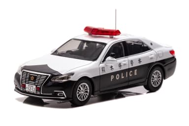 1/43 トヨタ クラウン ロイヤル (GRS210) 2019 熊本県警察所轄署交通課車両 (北61)：左前