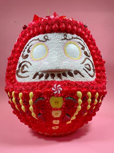 渡辺おさむ作品「Strawberry Daruma」