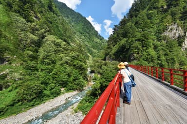 奥鐘橋