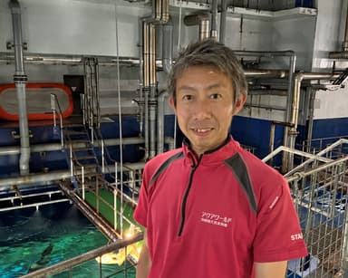 飼育担当 魚類展示課 徳永 幸太郎氏