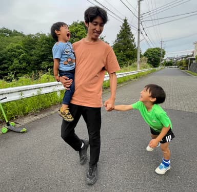 遊び盛りの子どもたちにとって、お父さんとの外遊びの時間も今だけの貴重な思い出