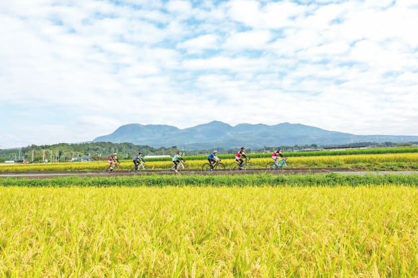 群馬県赤城山で3つの周遊サイクリングイベントを行う
複合型イベント「サイクリング赤城2022」
2022年8月～10月に開催！